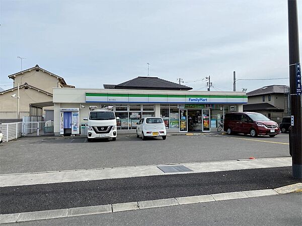 画像17:ファミリーマート 西八代町店（956m）