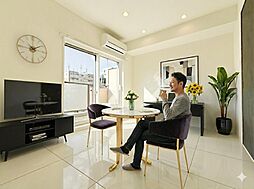 南麻布ローヤルコーポ リノベ済 504 2DKのリビング/ダイニング