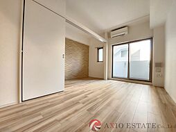 セレニテ東三国ミラク 11階1LDKのリビング/ダイニング