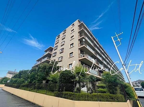 【我が家に帰ってきたときはゆっくりと過ごしたい】 ◆そんな方にこそふさわしい落ち着いた住宅街 駅前の喧騒から離れているからこそ叶う静かさとコストパフォーマンス、この街ならではの温かい空気感があります。