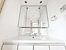 洗面：【2026年9月撮影：工事前室内】 ◆お洒落な内装にフルリノベーション♪ ◆完成前のご案内も可能です。 ◆内見予約受付中♪ ◆お問い合わせお待ちしております。