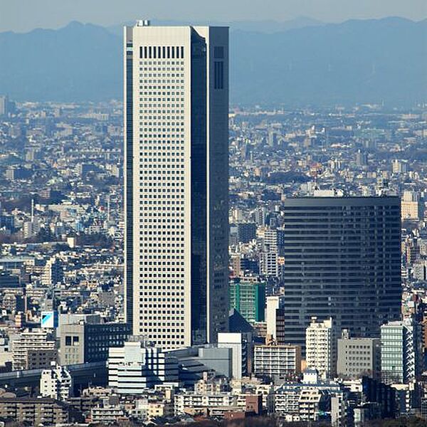東京オペラシティビル東京オペラシティタワー 徒歩19分。 1470m