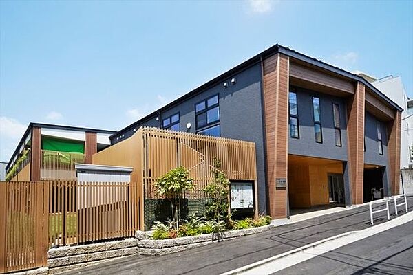 渋谷保育園 徒歩4分。 260m