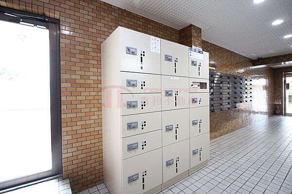 不在時にも荷物を受け取れる便利な宅配ボックス
