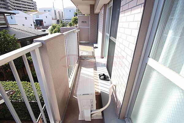 南西向きで日当たりのとてもいいバルコニー
