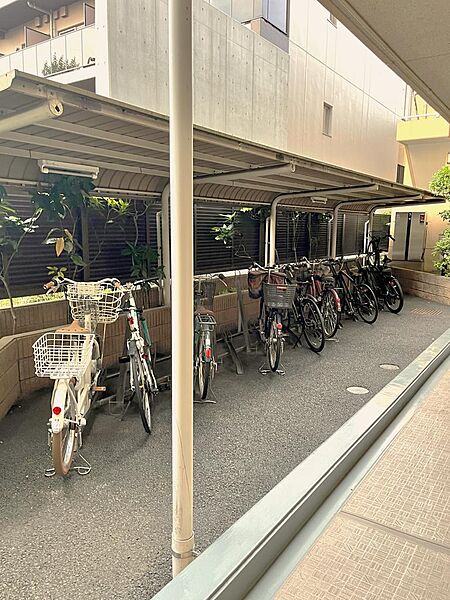共用部　駐輪場スペース
