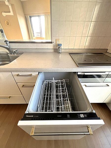 家事もはかどる、食器洗浄機付
