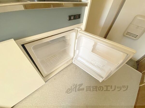 画像30:小型冷蔵庫