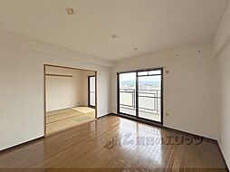 グリーンコーポ東生駒 7階3LDKのリビング/ダイニング