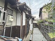 生駒駅より徒歩6分 2階 築70年10ヶ月の賃貸物件