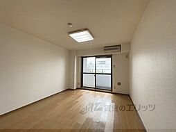 ブランドール佐保川 303 3階1Kのリビング/ダイニング