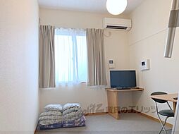 レオパレスグリューナー 201 2階1Kのリビング/ダイニング