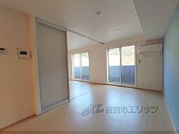 エルコート 201 2階1LDKのリビング/ダイニング