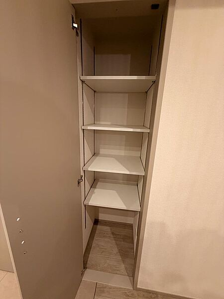 収納