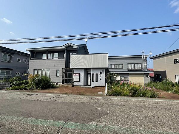 detached 秋田県大仙市大曲字下高畑
地図を見る