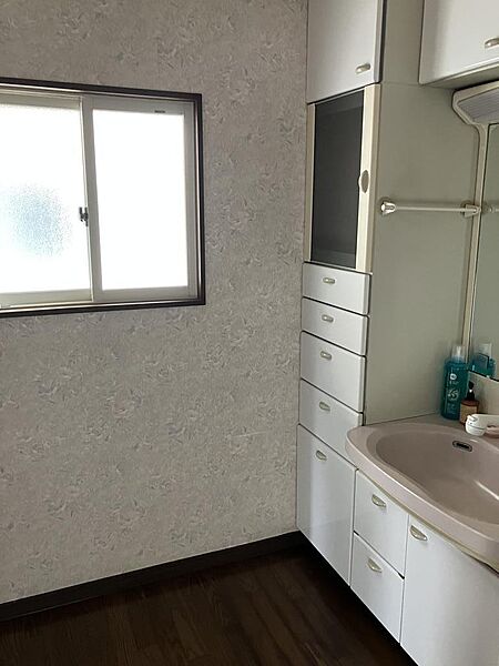 detached 秋田県大仙市四ツ屋字水木田24-3
地図を見る