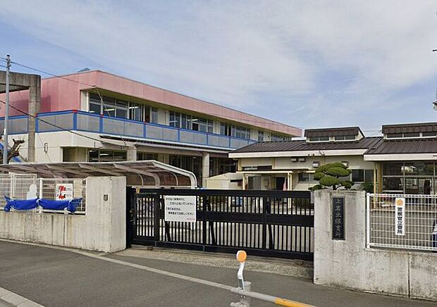 上岩出保育所 210m