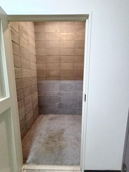 付属建物トランクルームNO5