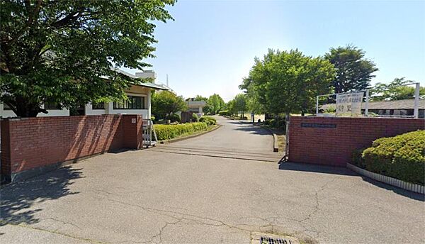 detached 茨城県古河市東牛谷371-3
地図を見る