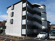 石山駅よりバス12分 徒歩2分 2階 築27年8ヶ月の賃貸物件