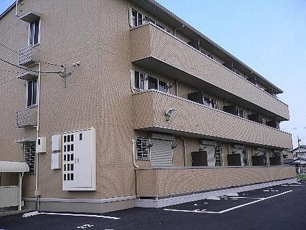 クレセント ｜滋賀県栗東市高野(賃貸アパート1LDK・3階・41.69㎡)の写真 その1