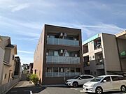 草津駅よりバス5分 徒歩2分 1階 築8年10ヶ月の賃貸物件