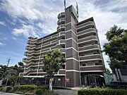 南草津駅よりバス12分 徒歩7分 築29年7ヶ月 7階建の賃貸物件