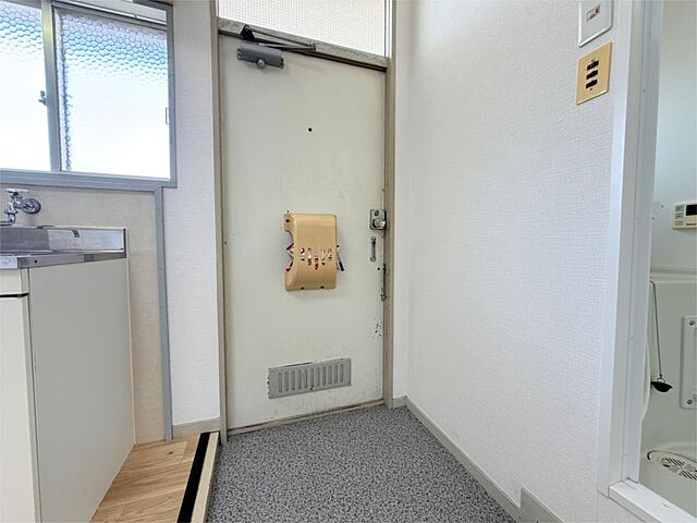 玄関