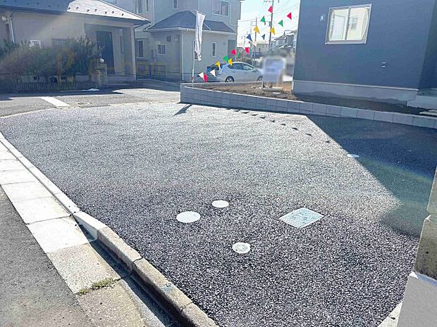 カースペースは2台お停めいただけます♪