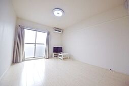 埼玉高速鉄道 南鳩ヶ谷駅 徒歩15分の賃貸アパート 3階1Kのリビング/ダイニング