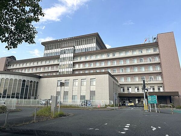 三重県立総合医療センターまで約1000m（車約4分）
