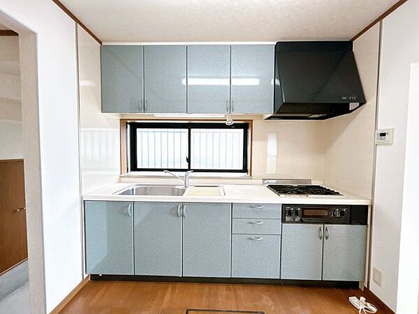 【リフォーム中】キッチン別角度です。