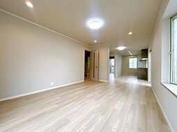 岡崎市細川町字徳林69-21 4LDKのリビング/ダイニング