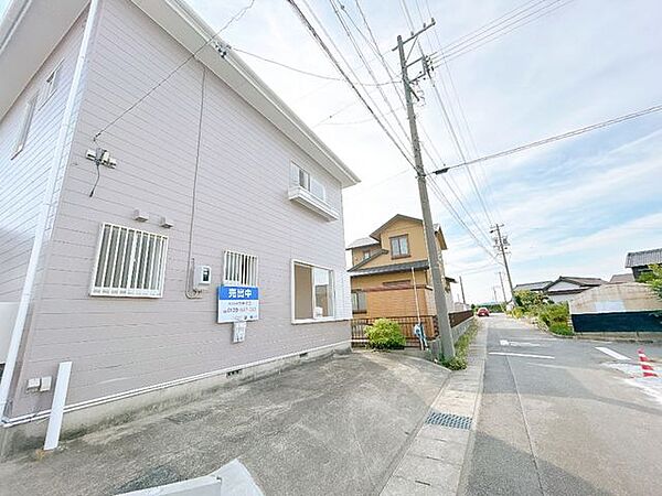 【外観別角度】