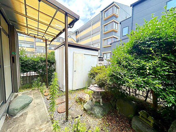 【リフォーム前/庭】一部植栽伐採いたします。