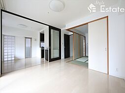 名古屋市営鶴舞線 上前津駅 徒歩8分の賃貸マンション 2階3LDKのリビング/ダイニング