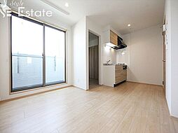 名鉄名古屋本線 山王駅 徒歩7分の賃貸アパート 2階1LDKのリビング/ダイニング