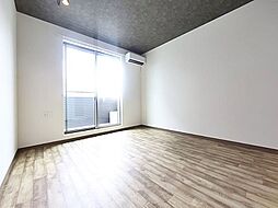 名古屋市営鶴舞線 庄内通駅 徒歩4分の賃貸アパート 1階1Kのリビング/ダイニング