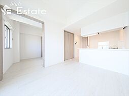 アドバンス名古屋シュテルン 13階2LDKのリビング/ダイニング