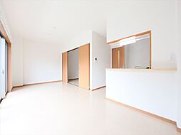 グランドソレイユII 305 3階2LDKのリビング/ダイニング