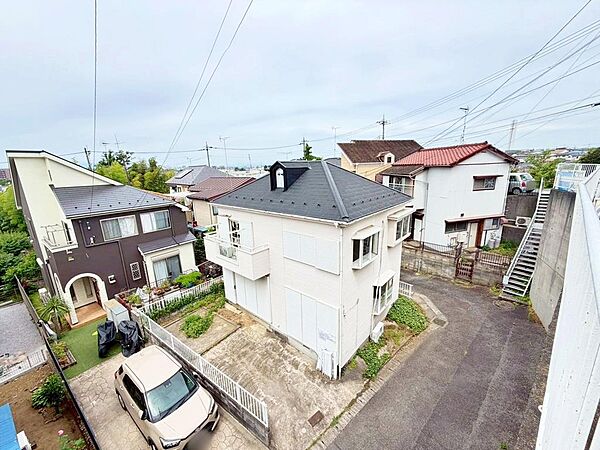 周辺は一戸建てが建ち並ぶ、閑静な住宅地です。建築条件はございません。お好きな建築会社さんで建築が可能です。※プラン相談、メーカーさんご紹介も可能です(^^♪お気軽にどうぞ♪現地（2026年6月）撮影