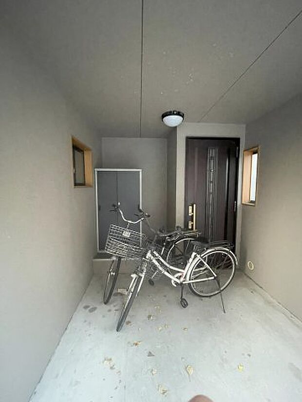自転車置き場のスペースもあります。