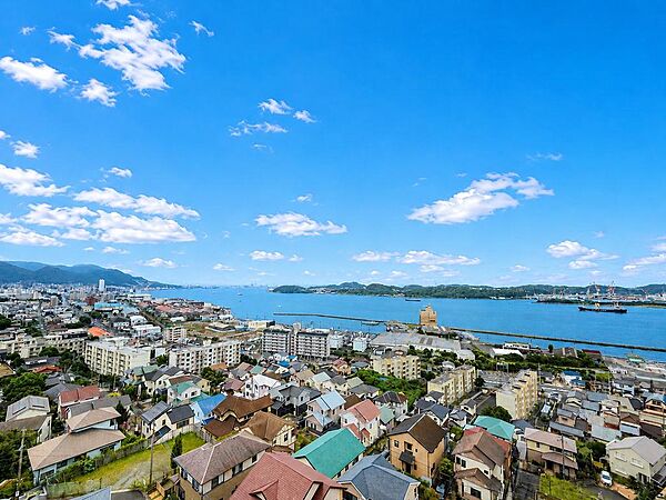 海が見えます。眺望良好です。