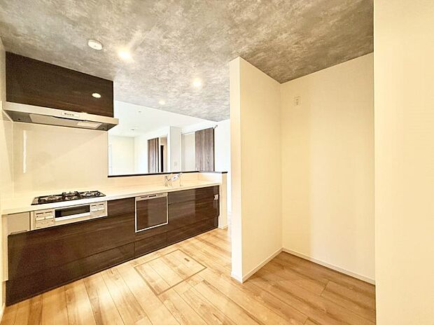 ■美味しい時間が生まれる、笑顔あふれるキッチン