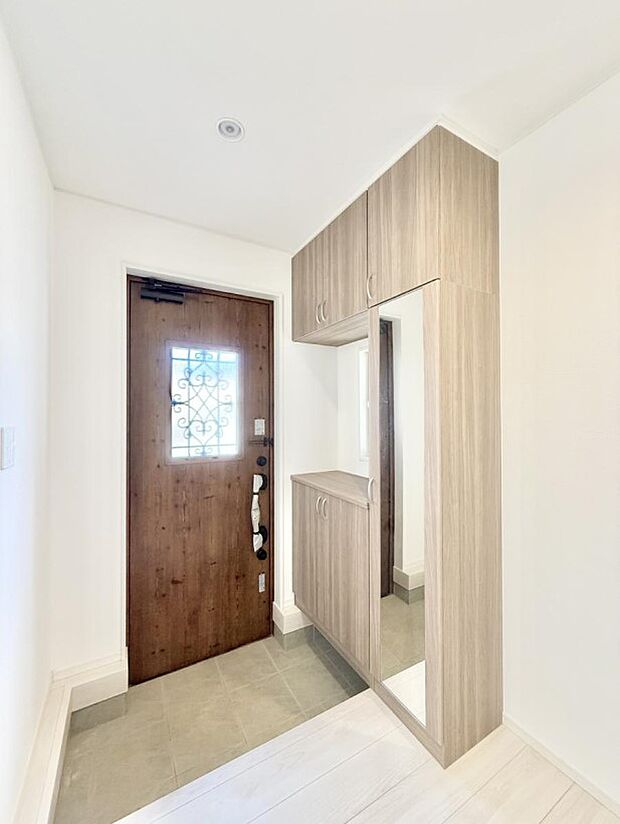 ■ ここから始まる一日、すっきり整った玄関