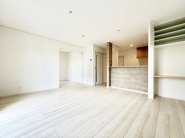 ■心落ち着く場所、ゆったり過ごせるリビング