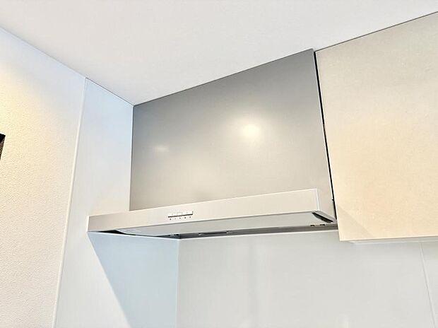 ■調理時の蒸気や匂いが換気扇に誘導され、効率的に排煙ができます。