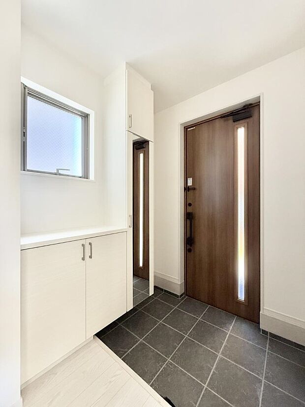 ■ シンプルで美しく、快適な暮らしの入り口