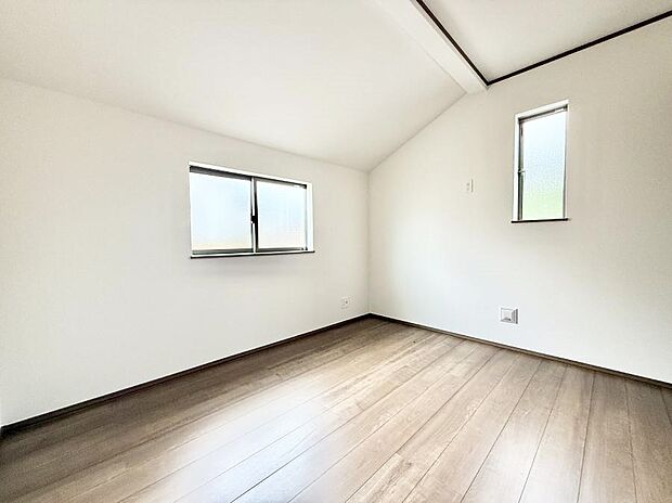 ■落ち着いた色合いのお部屋で穏やかな時間を楽しめます