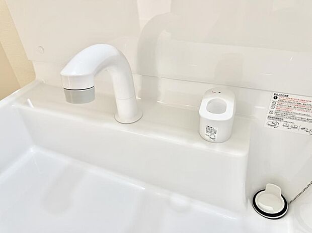 ■手洗いや顔を洗う時も快適に使える便利なシャワー